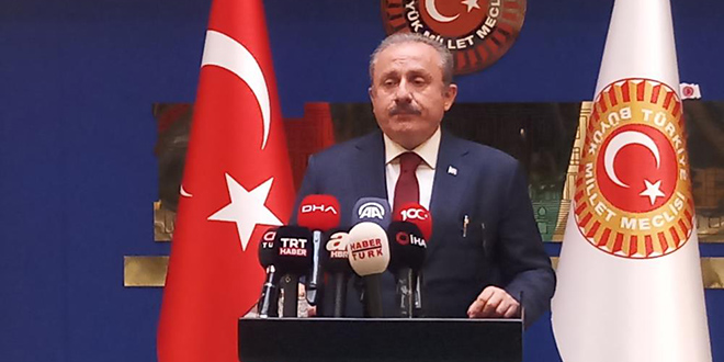 "Ben de 10 bin dolar alan siyasetçi açıklansın diyorum"