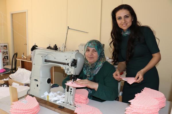 Dilek öğretmenin köyden dünyaya uzanan başarısı...