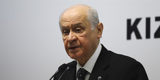 Devlet Bahçeli: Üniversite baraj puanları düşürülsün