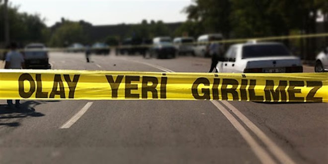 Malatya'da 2 katlı bina çöktü