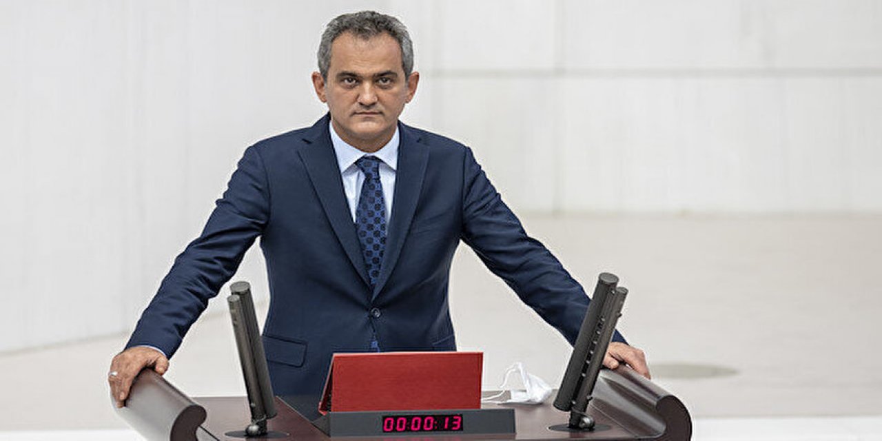 Öğretmenlik Meslek Kanunu İçeriği Hakkında Detaylar Yarın Mecliste Gündeme Gelecek