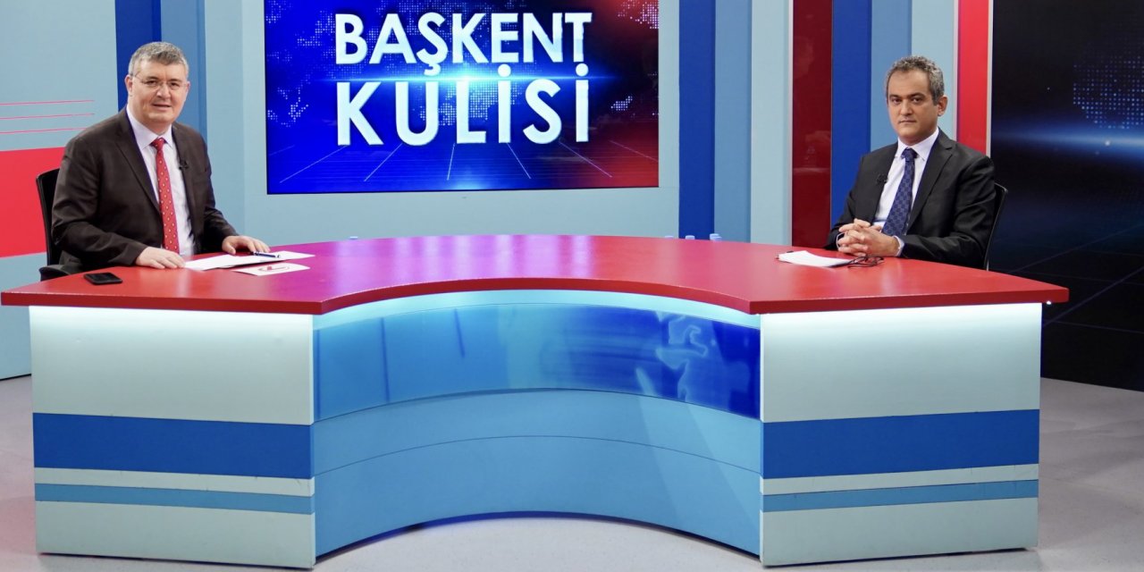 Meb.gov.tr ,Bakan Özer'in Konuk Olduğu Programı Tek Cümlede Özetledi.