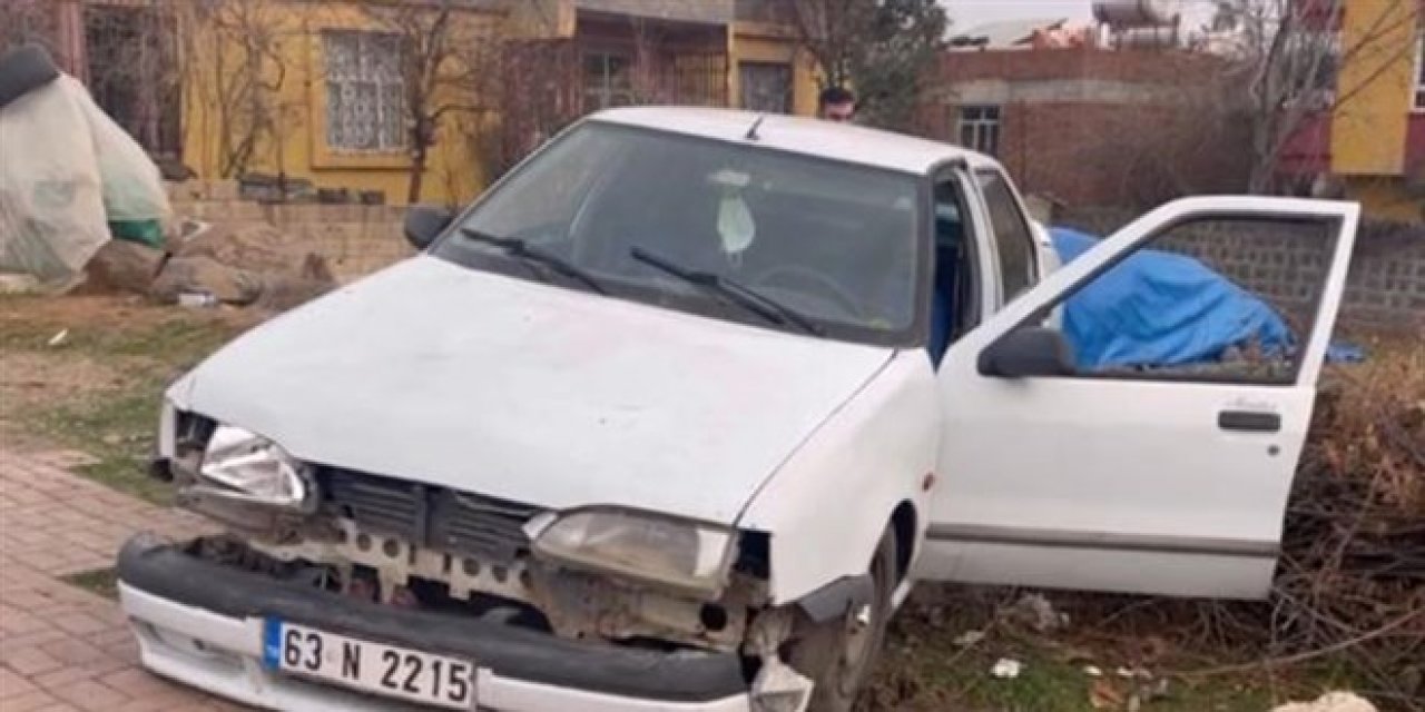 Otomobil öğrencilerin arasına girdi: 11 öğrenci yaralı