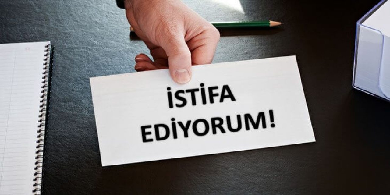 İl Milli Eğitim Müdürünün istifa etmesi gerekiyor.
