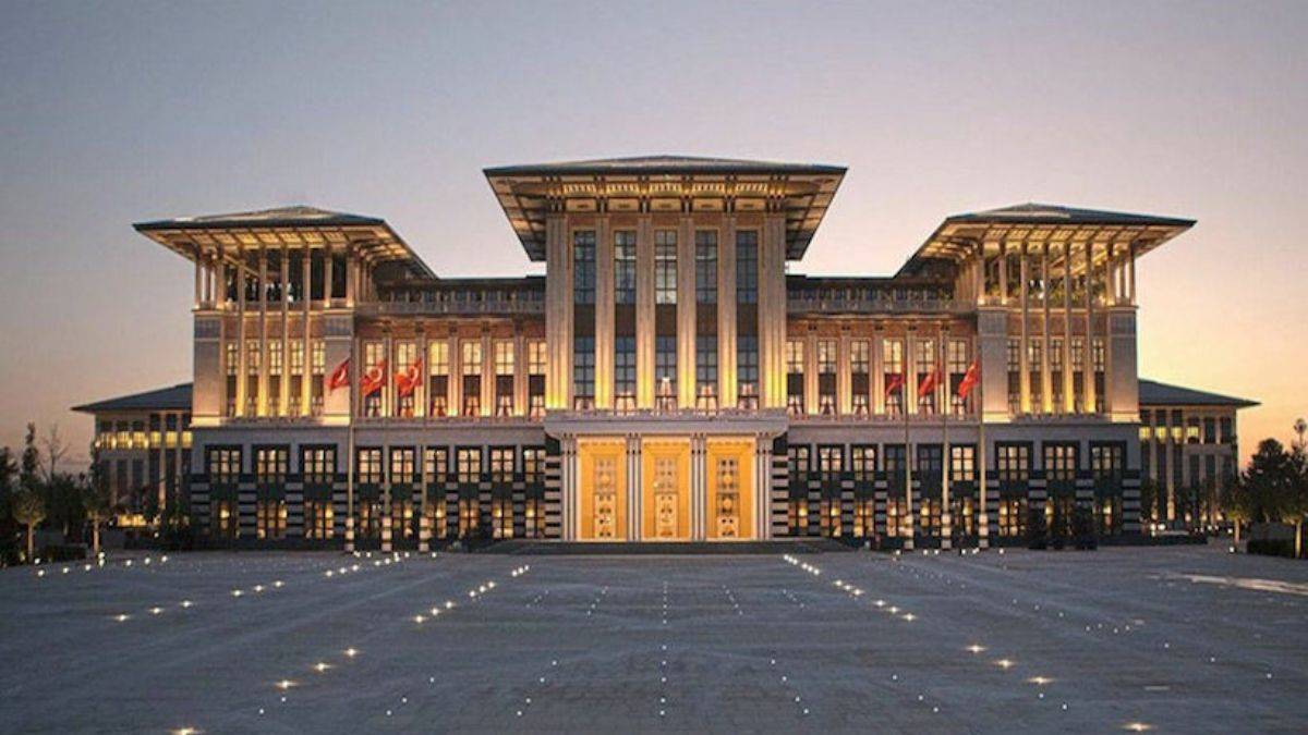 Öğretmen atamaları Külliyedeki  iftarda konuşulacak