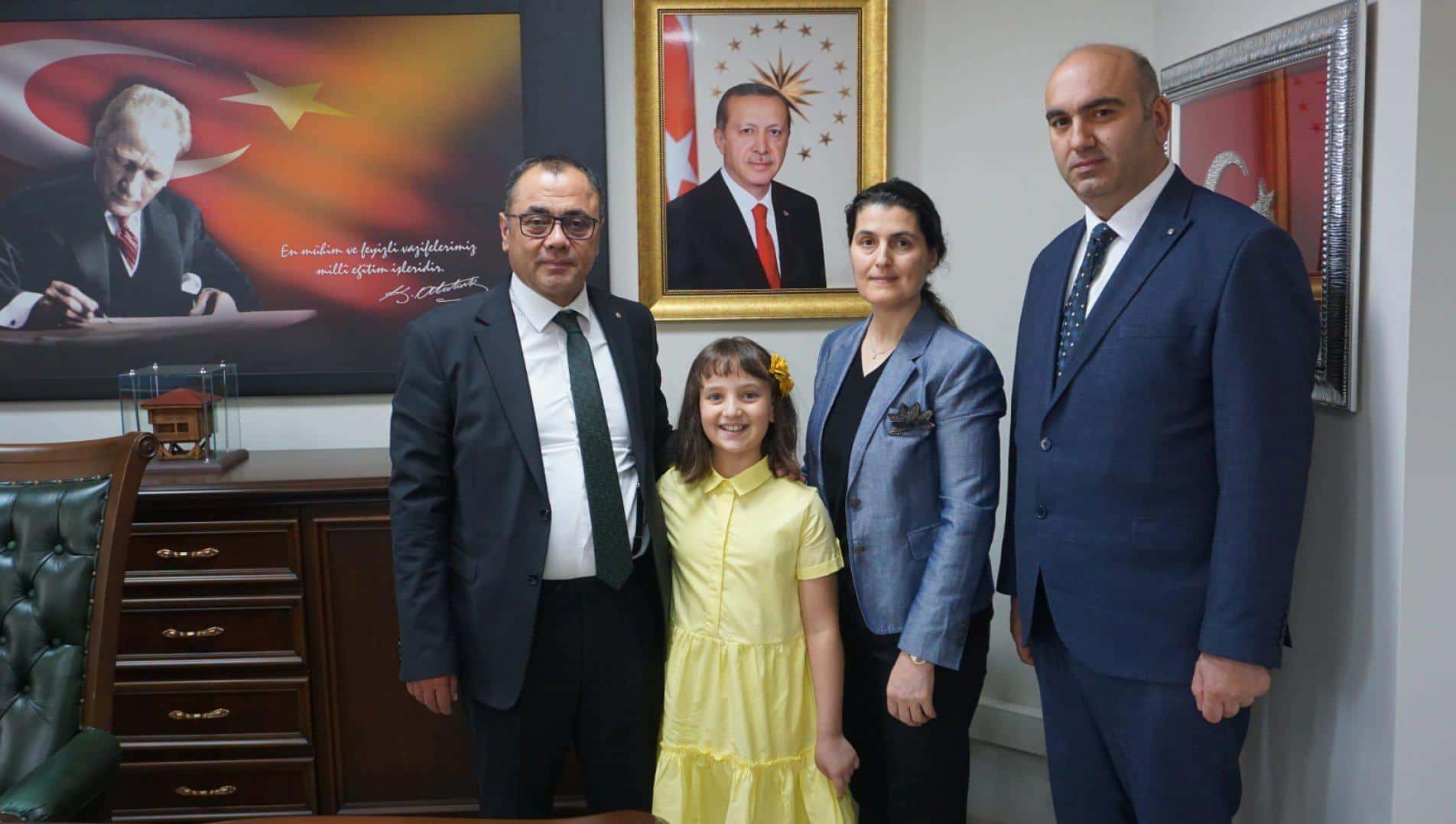 Yeni Milli Eğitim Müdürü Erbaş teneffüs sürelerinin biraz daha uzatılması talimatı verdi.