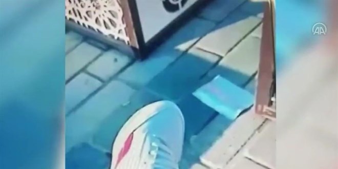 Kadınların görüntülerini gizlice çeken yabancı uyruklu sapık yakalandı