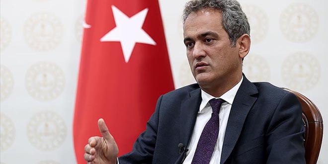 Bakan Özer: Dört dersten tüm Türkiye'de ücretsiz yaz okulu açılacak