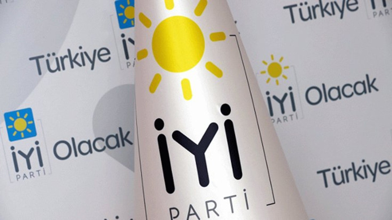 Eski Milli Eğitim Müdürü İYİ Parti'ye katıldı!'Kurumların yapısı bozuldu'
