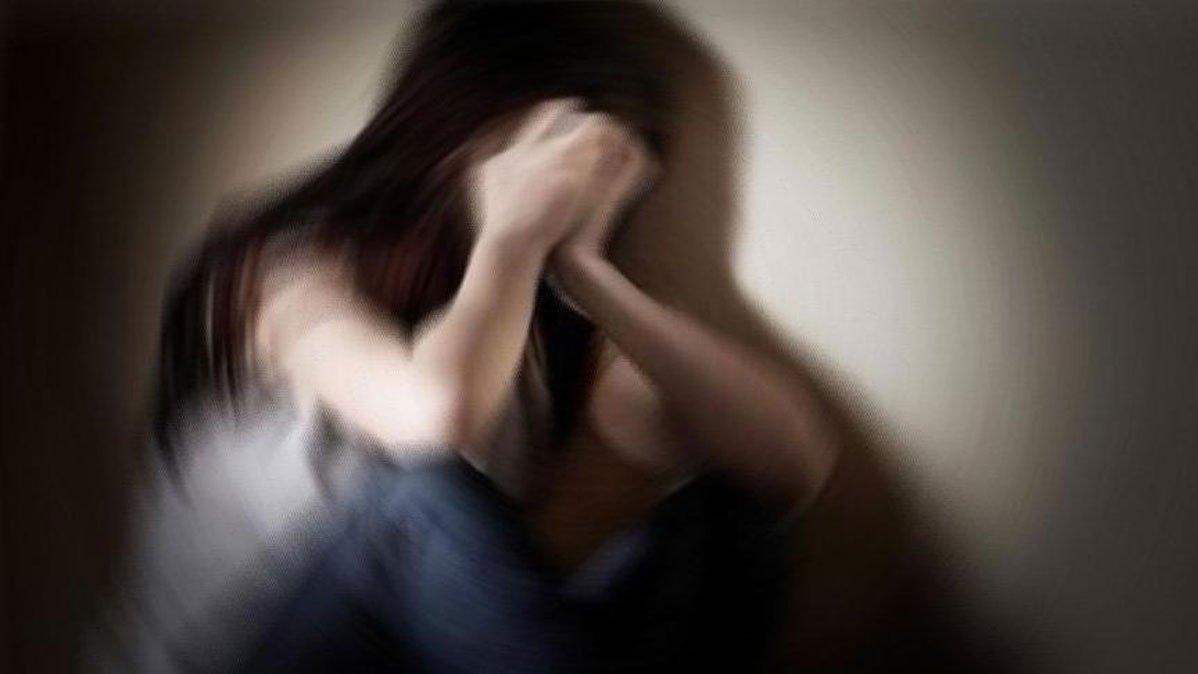 Çocuk pornosu operasyonu: Biri öğretmen 4 gözaltı