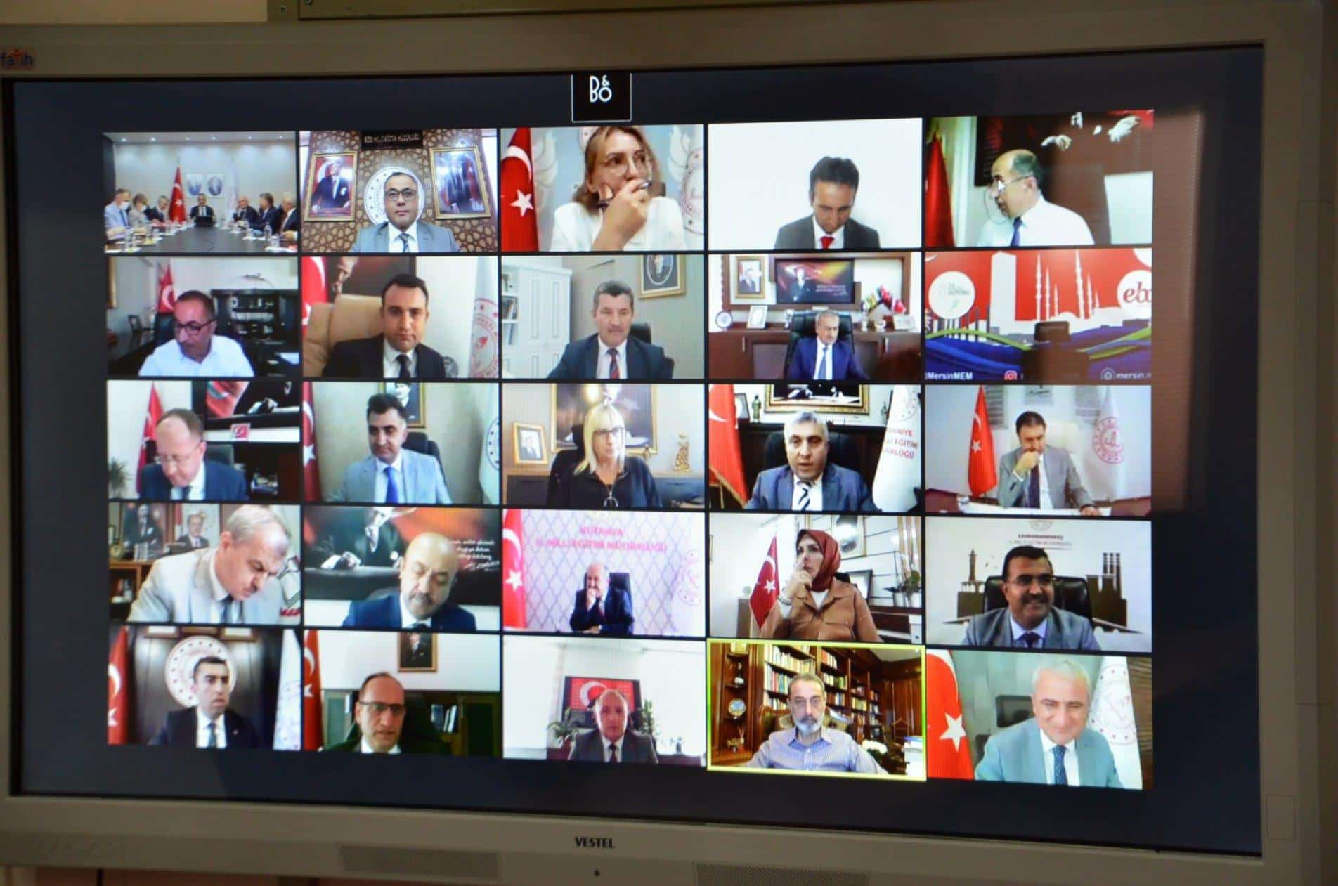 Bakan Mahmut Özer İl Milli Eğitim Müdürleri ile Toplantı Yaptı