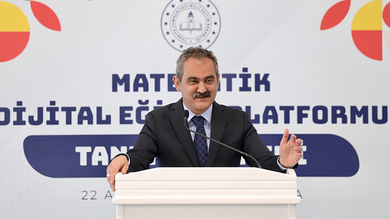 Bakan Özer: Okulların temizliğinde 60 bin vatandaşımız görev alacak