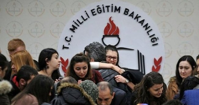 Cumhuriyetimizin 100. kuruluş yıldönümünde 100 bin öğretmen ataması yapılmalıdır