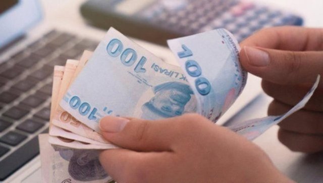 Okul müdürleri verdiğimiz parayı harcamıyor.” Para para para.Başka gündem yok