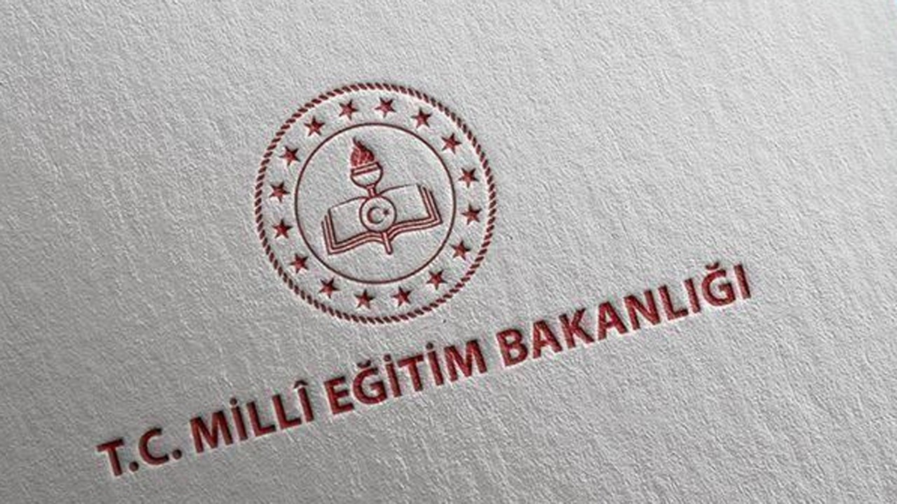 Uzman Öğretmenlik Sınavında Öğretmenlere Ek Puan Verilmesi Çalışması Olduğu İddia Ediliyor.