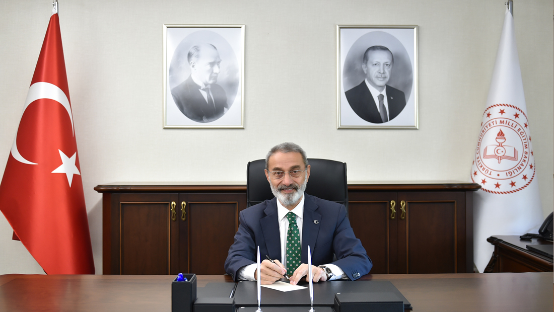 MEB Bakan Yardımcısı Sezgin Kurucusu Olduğu Özel Okulun Yönetiminden İstifa Edecek Mi?