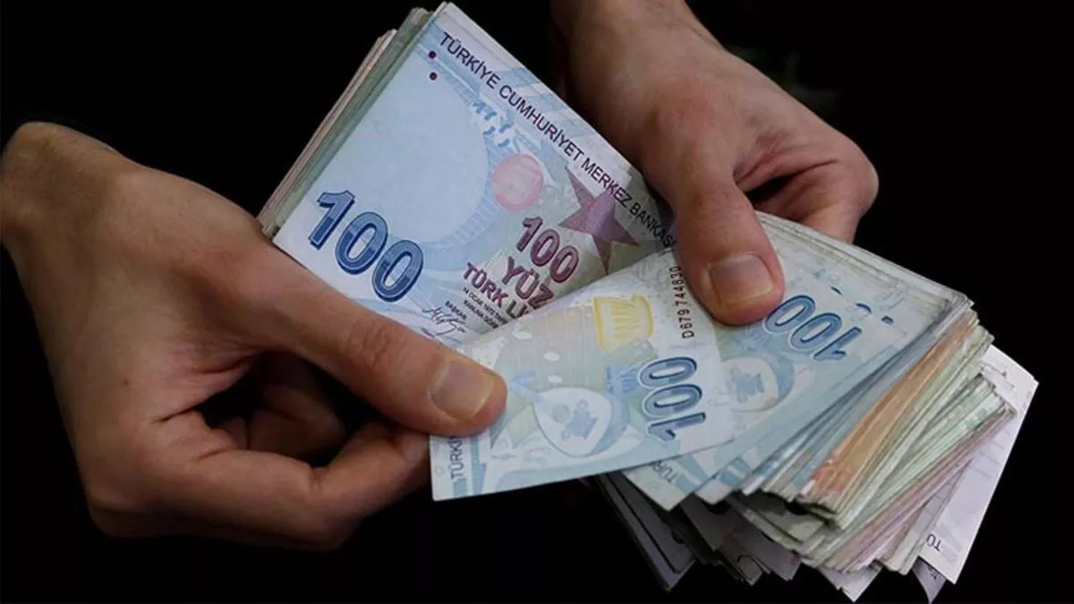 Dar gelirli ailelere 7200 TL geri ödemesiz destek verilecek.