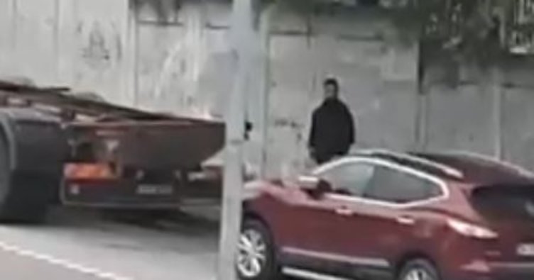 Okul önünde ahlaksız hareket yapan kişi gözaltına alındı