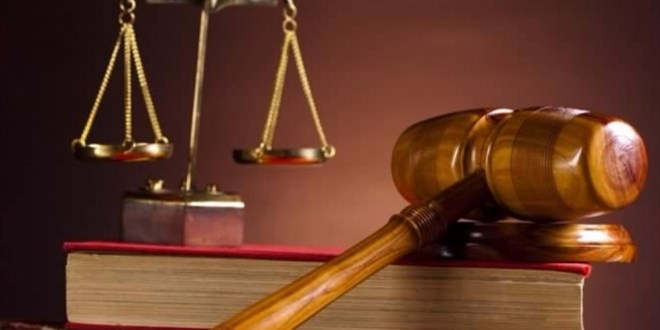 Doktorun darbedildiği sopa 'silah' sayıldı