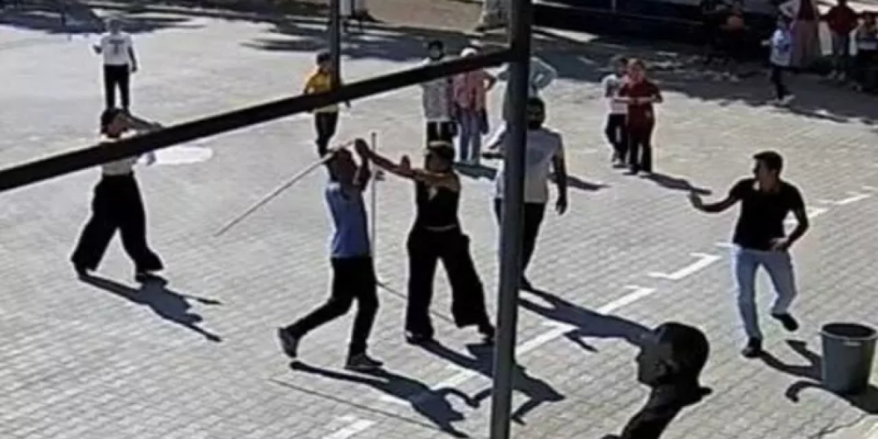 Okulda öğretmenleri darp eden kişi tutuklandı