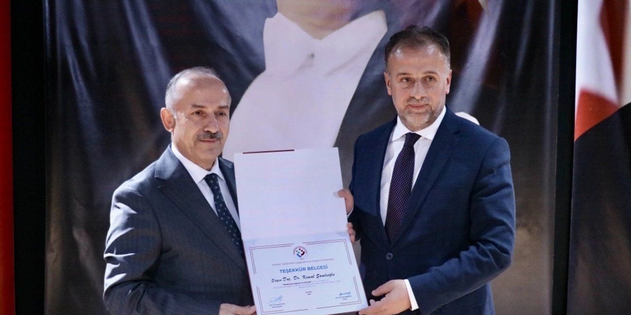 Milli Eğitim Bakan Yardımcısı Kemal Şamlıoğlu: Öğretmen atamalarında  zaten mülakat var.