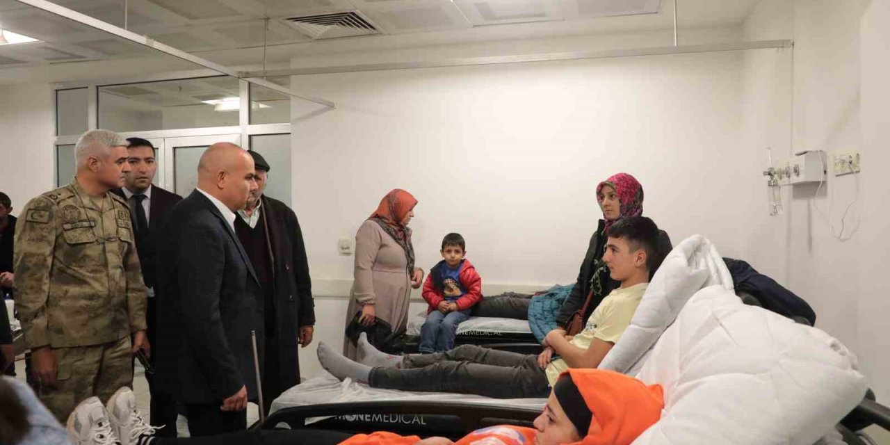 Öğrenci Servisi Kaza Yaptı; 2’si Ağır 21 Yaralı!