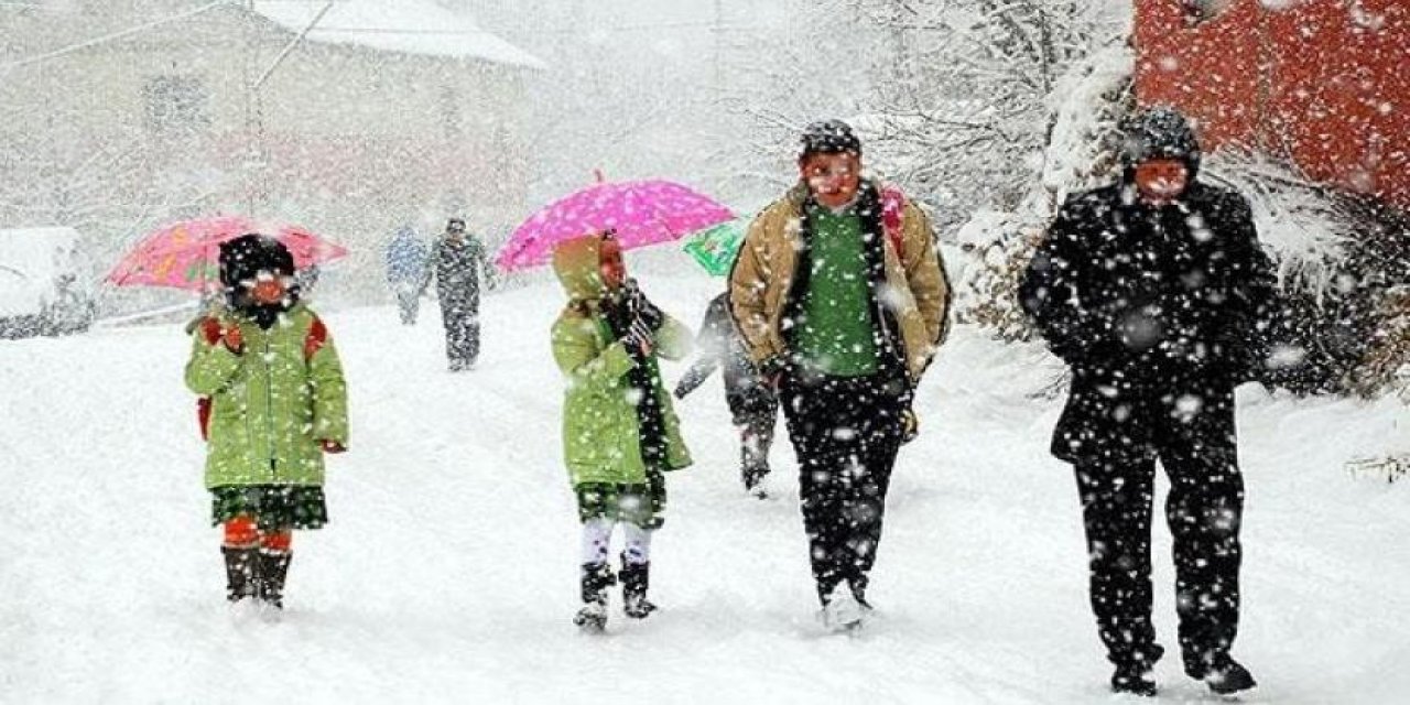 Pazartesi tam 16 ilde kar yağışı bekleniyor! Valilik'ten uyarı geldi: O illerde okullar tatil edilebilir..