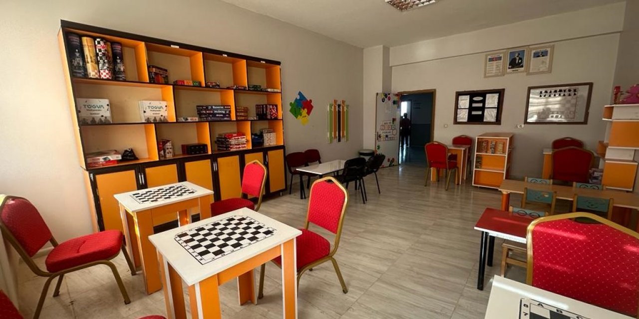 Bu Okulda Her Şey Var