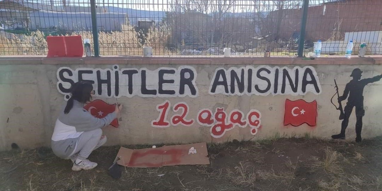 Lise Öğrencileri 12 Şehit İçin 12 Fidan Dikti