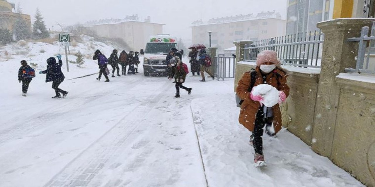 4 ilde kar yağışı dolayısıyla eğitim öğretime 1 gün ara verildi
