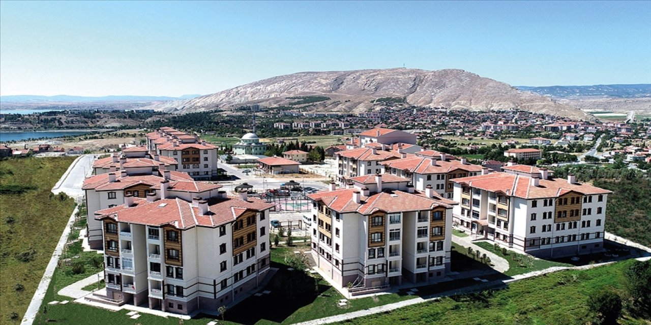 İlk def ev sahibi olacaklara TOKİ müjdesi: 500 bin sosyal konut geliyor!