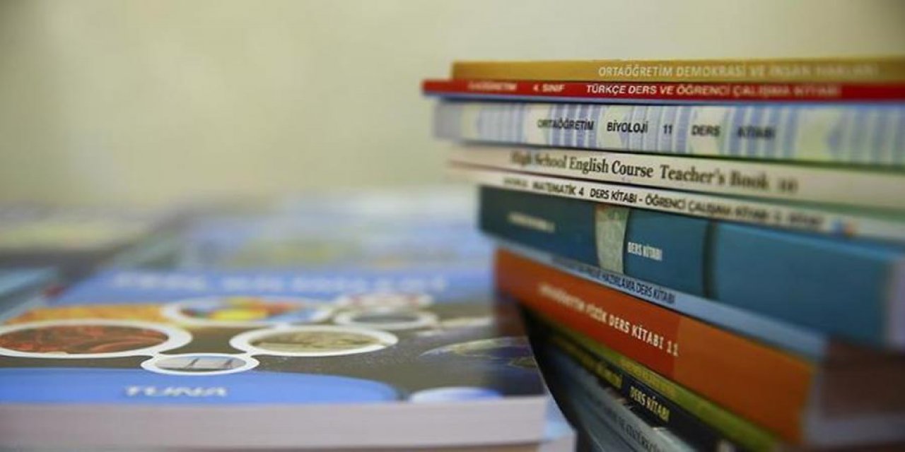MEB onaylı 'ücretsiz ders kitabı' okutma zorunluluğu başlıyor