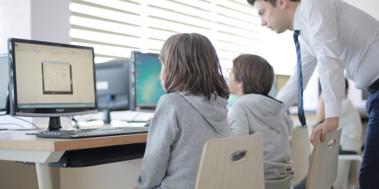 Milli Eğitim Bakanlığı 1500 Adet Bilişim Teknolojileri Laboratuvarı Kuracak