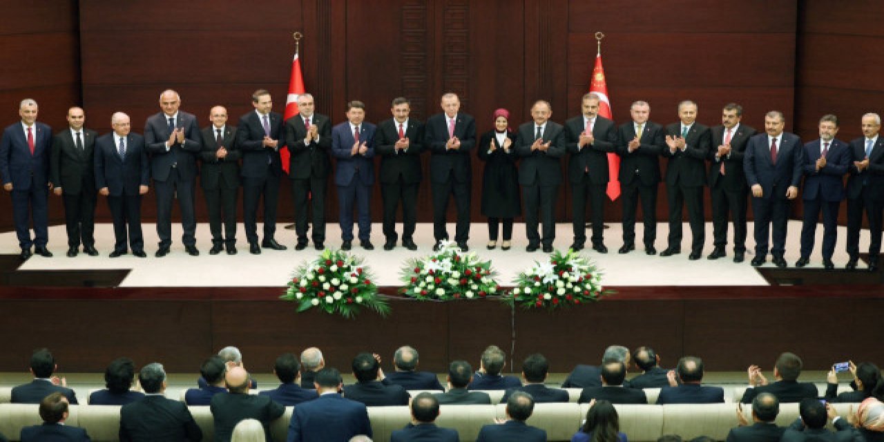 Kabinede revizyon bekleniyor: Bakan Yusuf Tekin gidecek mi?