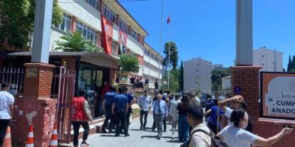 Lisede Kavga: Öğretmen ve Kurye Birbirine Girdi