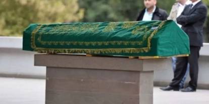 Öğretmen Tedavi Gördüğü Hastanede Hayatını Kaybetti