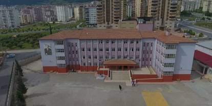 LGS Sonuçları Yaklaşıyor: Fen ve Anadolu Liselerine Girişte Puanlar mı, Yüzdelik Dilimler mi Daha Önemli?
