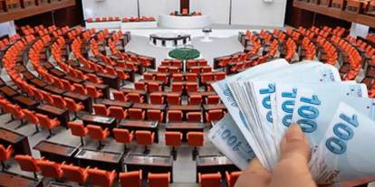 Yeni Torba Teklifte Memurlar İçin Çifte Düzenleme! Fazla Mesai Ücretine Zam, Giyim Yardımına Güvence