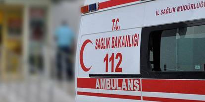 Otomobilin Çarptığı Öğretmen Ağır Yaralandı
