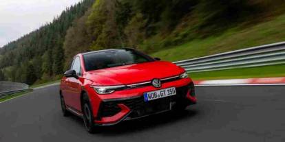 Volkswagen, Gelmiş Geçmiş En Güçlü ve Hızlı Golf GTI Edition 50'yi Tanıttı!