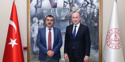 Bahçeşehir Koleji İcra Kurulu Başkanı Hüseyin Yücel’den Bakan Yusuf Tekin’e Ziyaret