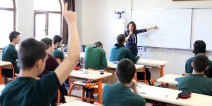 Ücretli Öğretmenlikte Yeni Bir Sayfa: Performans Değerlendirme Puanı Dönemi Başlıyor!