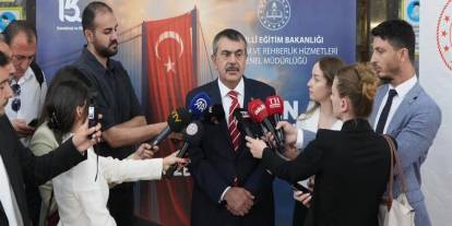 Gerizekalıya Anlatır Gibi” Sözünün Sebebi İşte Bu: Muhalefetin LGS Tiyatrosu Bursa’da Sahnelendi