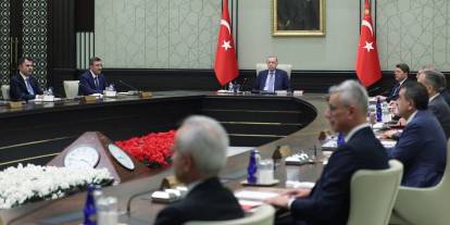 Kabinede Değişim Rüzgarı! Söylentilerin Odağında "Akşam Yemeği" Var!