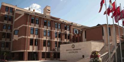 Açıköğretimde Büyük Değişiklik: Anadolu Üniversitesi'nde İktisat ve İşletme Fakülteleri Tek Çatı Altında Birleşti!