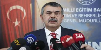 Bakan Yusuf Tekin'den Ders Kitabı Fiyatlarına Net Yanıt: "Geçen Yılın Altında!"