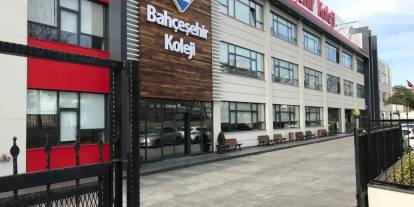 YKS 2025 Yabancı Dil Testi (YDT) Türkiye Birincisi Bahçeşehir Koleji'nden!