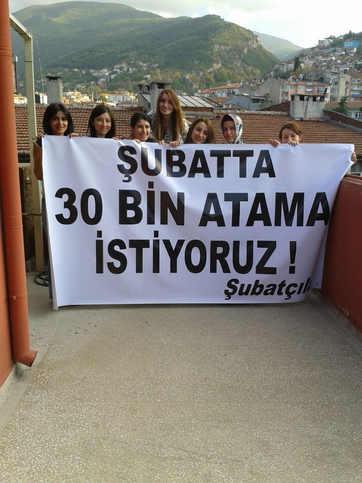 Şubatçılar Bursa Grubu Şubat'ta 30 bin öğretmen ataması için eylem yaptı