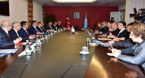 Bakan Yılmaz, KKTC Millî Eğitim Bakanı Berova ile bir araya geldi