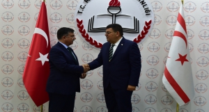 Bakan Yılmaz, KKTC Millî Eğitim Bakanı Berova ile bir araya geldi